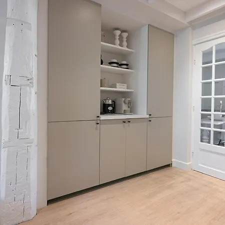 Chez Lindy Country לינה וארוחת בוקר