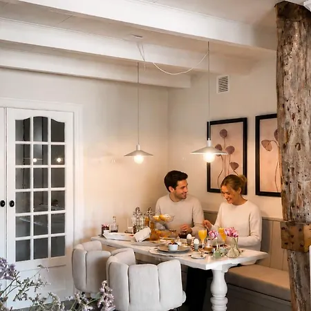 Frühstückspension Chez Lindy Country 3*